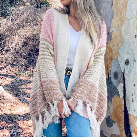 🎈Poncho Style Cardigan OS - Picture 5 of 16
